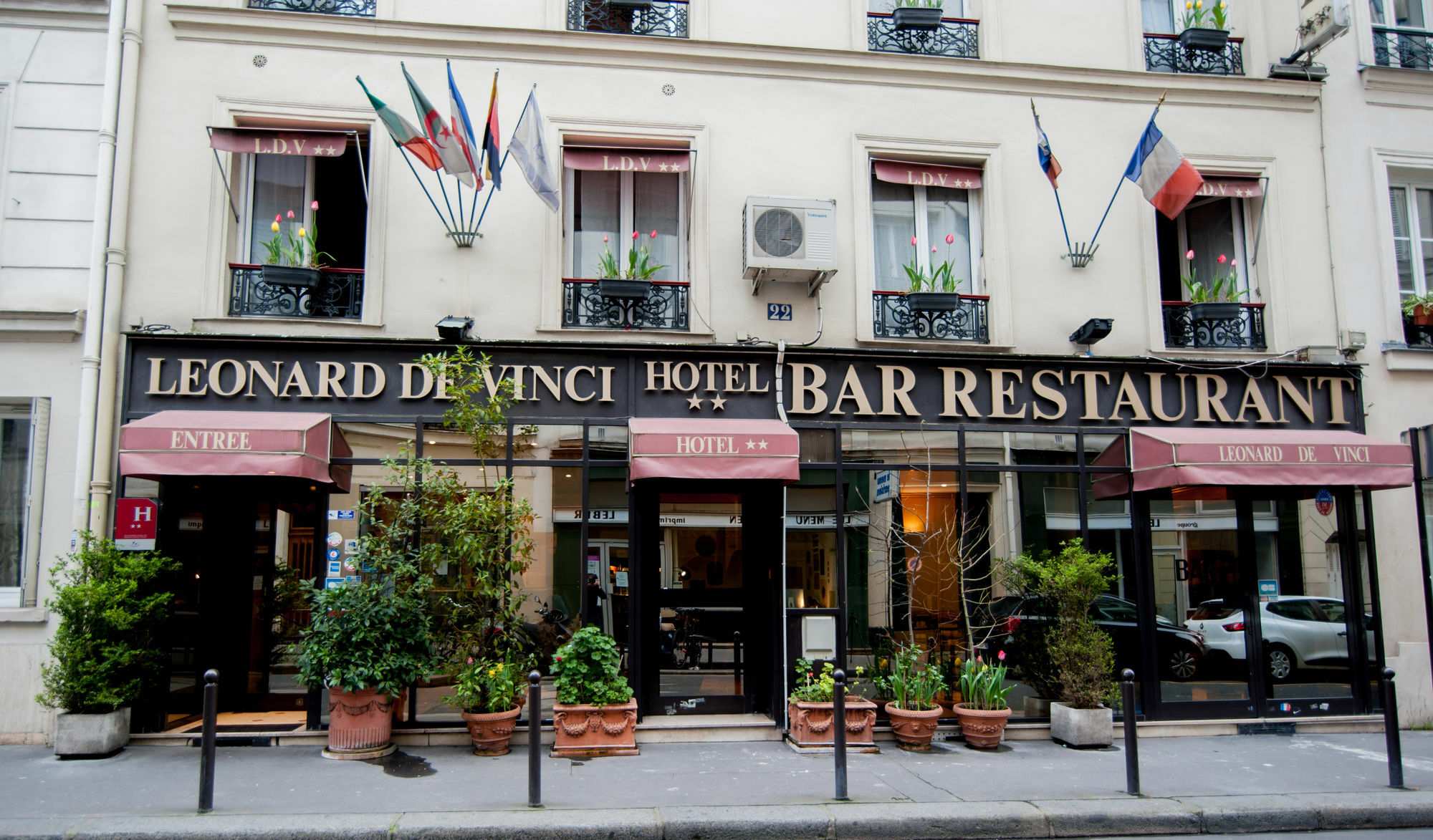 Hotel Leonard De Vinci Paris Exterior foto